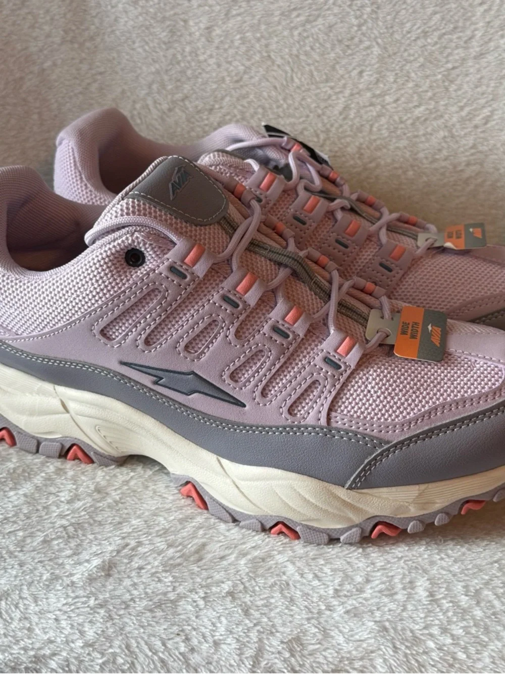 Avia Women’s‎ Athletic Sneakers in Light Purple 12 Wide Memory Foam New